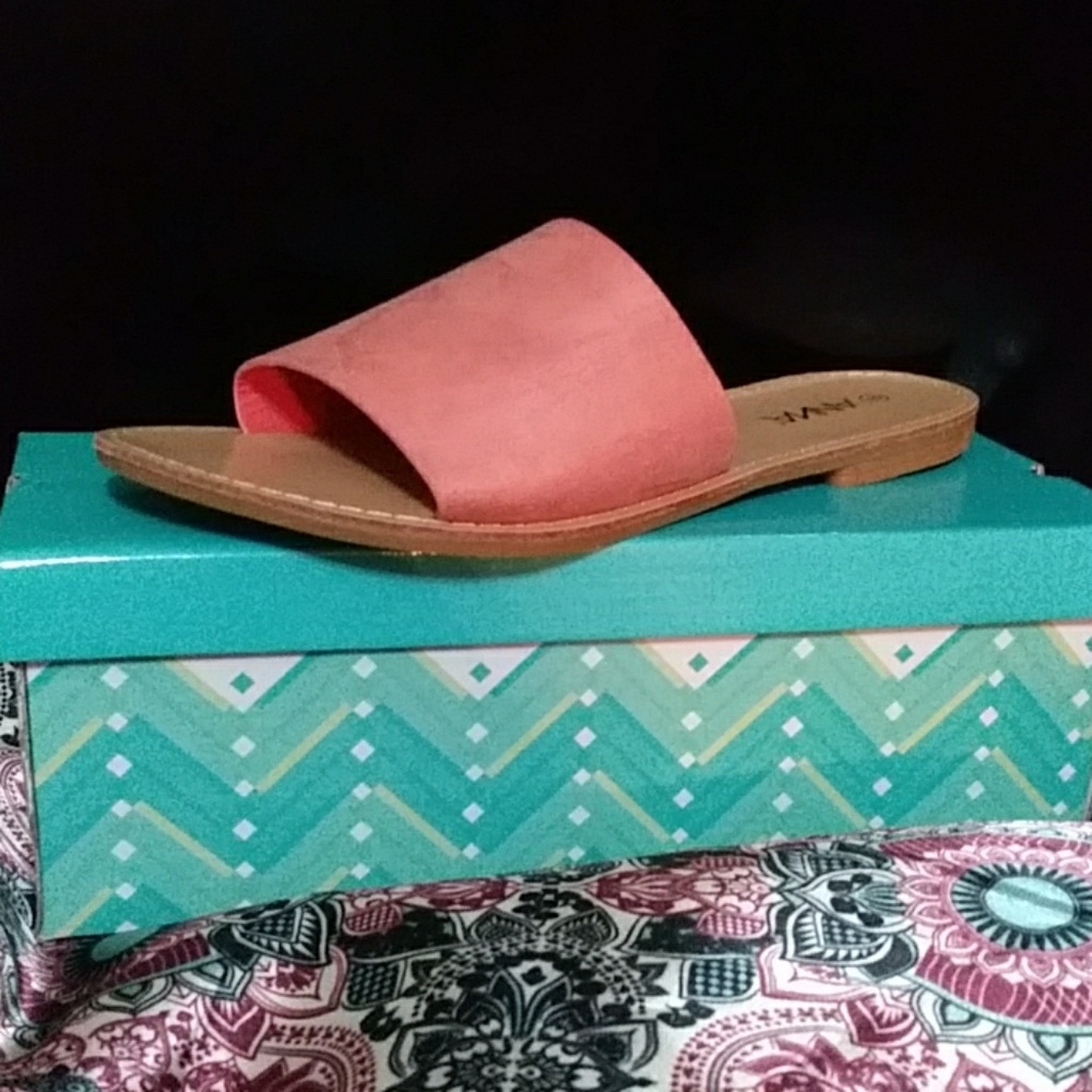 ANNA Mauve Slides